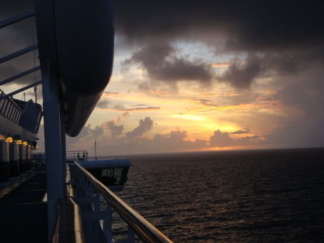 cruise305.jpg