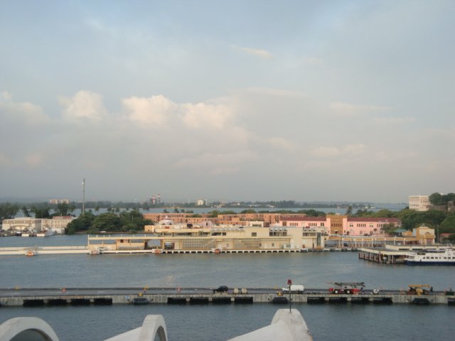 cruise821.jpg