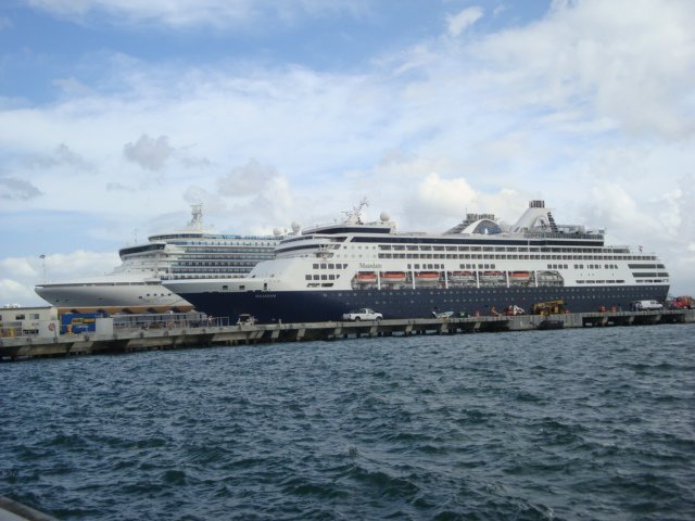 cruise935.jpg
