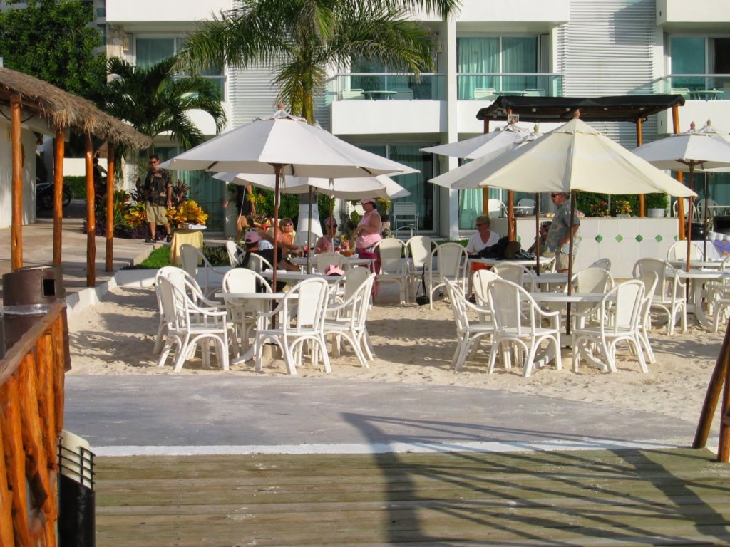 elcidbeachnearbbq.jpg