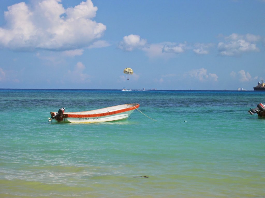 parasailing.jpg